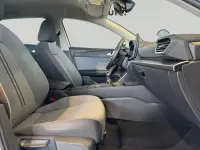 Usado Seat Leon Style 116 CV (85 kW) 2025 Gris