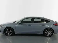 Usado Honda Civic Elegance 184 CV (135 kW) 2025 Gris Berlina