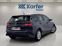 Usado Kia Ceed 100 CV (73 kW) 2020 Gris / plata Utilitario
