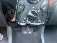Usado Peugeot 108 Roland Garros 82 CV (60 kW) 2017 Rojo Berlina