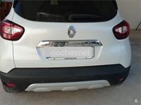 Usado Renault Captur Intens 90 CV (66 kW) 2018 Beige SUV