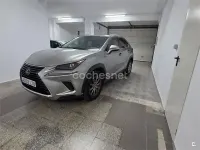 Usado Lexus NX300h Business Edition 197 CV (144 kW) 2021 Gris / plata SUV
