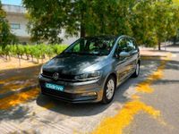 Usado VW Touran Edition 122 CV (89 kW) 2018 Gris Monovolumen