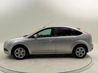 Usado Ford Focus Trend 125 CV (91 kW) 2008 Gris / plata Berlina