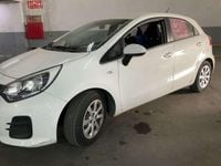 Usado Kia Rio 84 CV (61 kW) 2016 Blanco Utilitario