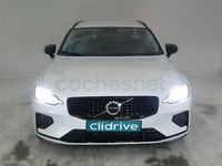 Usado Volvo V60 Core 197 CV (144 kW) 2023 Blanco Familiar