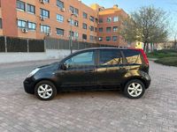 Usado Nissan Note Acenta 88 CV (64 kW) 2007 Negro Utilitario