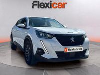 Usado Peugeot 2008 Active 110 CV (80 kW) 2020 Blanco SUV