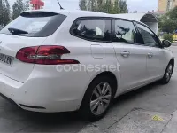 Usado Peugeot 308 130 CV (95 kW) 2021 Blanco Familiar