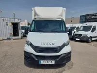 Usado Iveco Daily 155 CV (114 kW) 2023 Blanco Van
