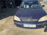 Usado Ford Mondeo Ghia 130 CV (95 kW) 2003 Azul Berlina