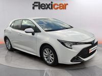 Usado Toyota Corolla Active 140 CV (102 kW) 2024 Blanco Berlina