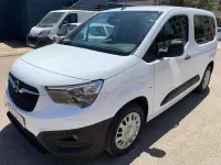 Usado Opel Combo Life Expression 102 CV (75 kW) 2020 Blanco Monovolumen