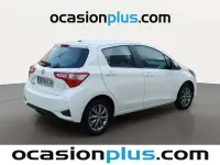 Usado Toyota Yaris Active 69 CV (50 kW) 2018 Blanco Utilitario