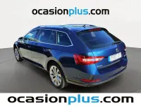 Usado Skoda Superb Ambition 150 CV (110 kW) 2016 Azul Familiar