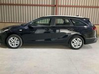 Usado Kia Ceed 121 CV (88 kW) 2021 Negro Utilitario