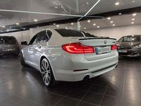 Usado BMW 330 Comfort Edition 258 CV (189 kW) 2017 Blanco Berlina