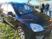Usado Kia Carens Active 140 CV (102 kW) 2007 Negro Monovolumen