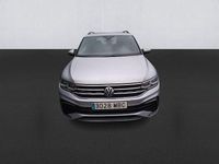 Usado VW Tiguan R-line 150 CV (110 kW) 2022 Gris / plata SUV