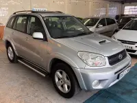 Usado Toyota RAV4 Luna 116 CV (85 kW) 2004 Gris / plata SUV