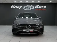 Usado Mercedes A250 218 CV (160 kW) 2025 Gris / plata Berlina