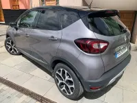 Usado Renault Captur Life 90 CV (66 kW) 2019 Gris / plata SUV