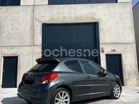 Usado Peugeot 207 Sport 112 HP (82 kW) 2012 Cinzento Sedan