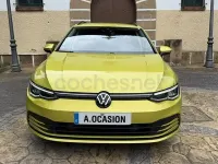 Usado VW Golf VIII Life 115 CV (84 kW) 2021 Amarillo Familiar