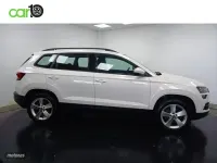 Usado Skoda Karoq Ambition 150 CV (110 kW) 2021 Blanco SUV