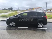Usado Peugeot 5008 112 CV (82 kW) 2012 Negro Monovolumen