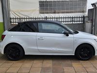 Usado Audi A1 Attraction 86 CV (63 kW) 2014 Blanco Utilitario