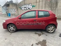 Käytetty Fiat Punto Active 60 HP (44 kW) 2004 Punainen Viistoperä