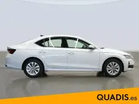 Occasion Skoda Octavia Selection 116 ch (85 kW) 2025 Blanc Berline