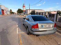 Usado Volvo S60 163 CV (119 kW) 2002 Gris / plata Berlina