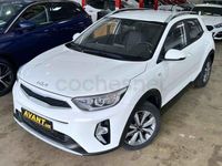 Usado Kia Stonic 100 CV (73 kW) 2022 Blanco SUV