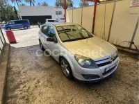 Usado Opel Astra Sport 115 CV (84 kW) 2007 Gris / plata Berlina