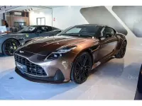 Nuevo Aston Martin DB12 680 CV (500 kW) 2026 Gris / plata Coupe