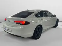 Usado Opel Insignia 140 CV (102 kW) 2020