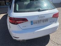 Usado Audi A3 Ambiente 150 CV (110 kW) 2019 Blanco Berlina