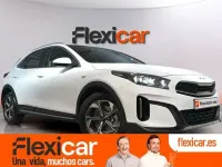 Usado Kia XCeed 101 CV (74 kW) 2024 Blanco SUV
