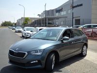 Usado Skoda Scala Ambition 110 CV (80 kW) 2021 Gris / plata Utilitario