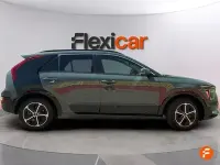 Usado Kia Niro 141 CV (103 kW) 2022 Verde SUV
