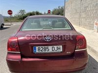 Occasion Toyota Avensis Sol 147 PK (108 kW) 2005 Rood Sedan