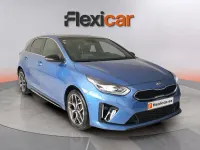 Usado Kia Ceed GT GT-Line 140 CV (102 kW) 2020 Azul Berlina