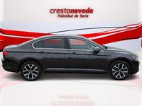 Usado VW Passat Executive 150 CV (110 kW) 2021 Gris / plata Berlina