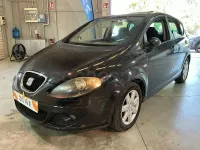 Usado Seat Altea 105 CV (77 kW) 2008 Negro Monovolumen