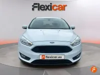 Usado Ford Focus Trend 125 CV (91 kW) 2017 Blanco Berlina