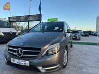 Usado Mercedes B200 AMG line 136 CV (100 kW) 2014 Gris / plata Monovolumen