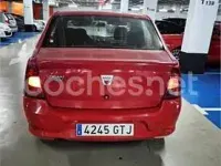 Usado Dacia Logan Ambiance 75 CV (55 kW) 2010 Rojo Berlina