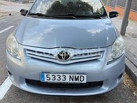 Usado Toyota Auris Advance 132 CV (97 kW) 2010 Gris / plata Utilitario